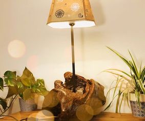 Lampe aus Treibholz Baumstamm
