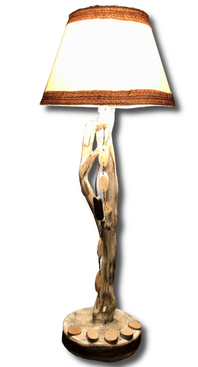 Besondere Lampe aus Holz - Kunsthandwerk - Stylische Lampen KreaFreiKunst by TLN